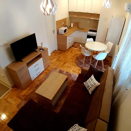 Jelena Apartment *